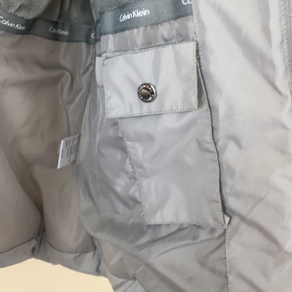Calvin Klein down puffer jacket - Picture 7 of 11